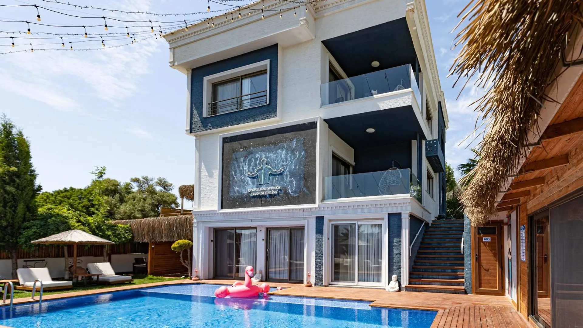 Mistral Alacati Hotel Çeşme